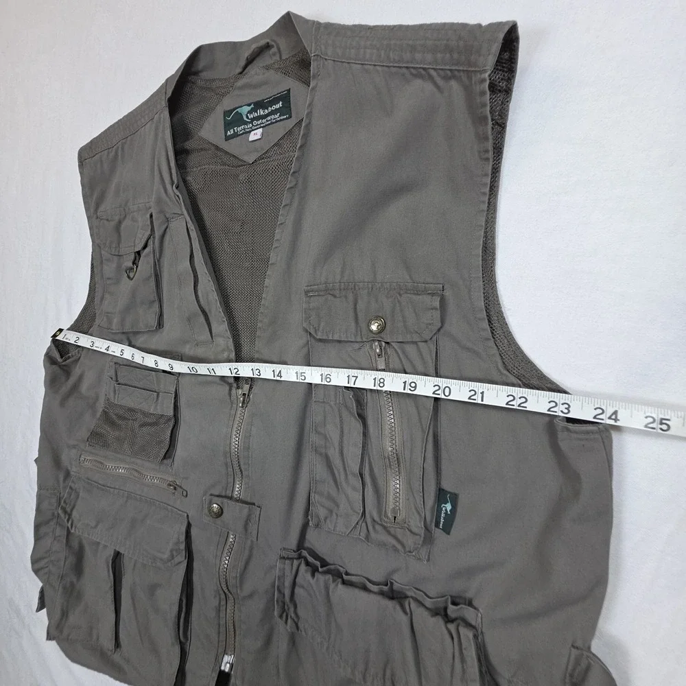 Walkabout Khaki Safari Outback Vest-18 Pocket Hunting/Travel‎ Vest Size XL